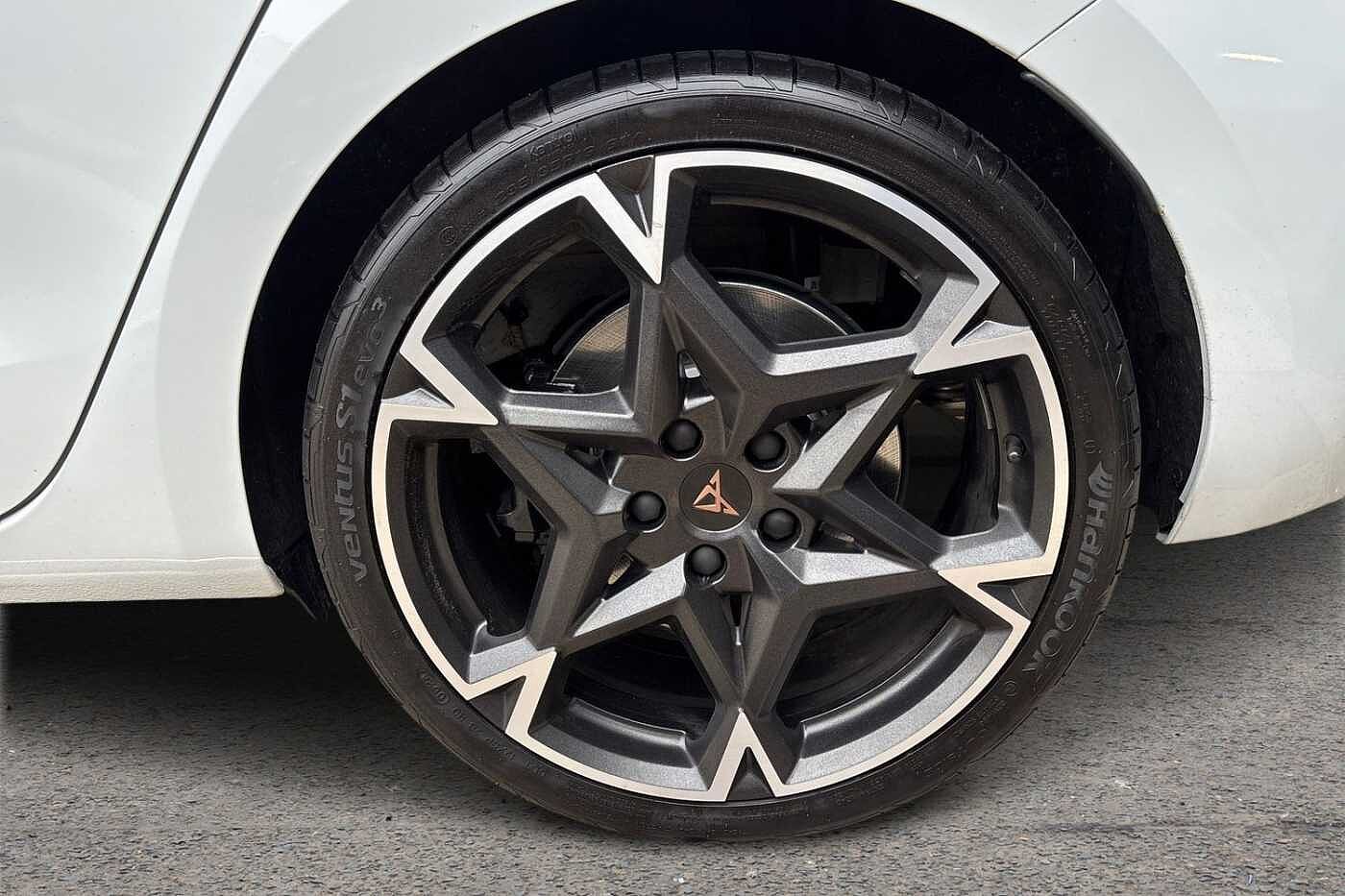 CUPRA Leon